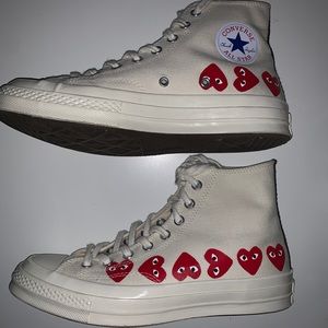 COMME DES GARÇONS PLAY